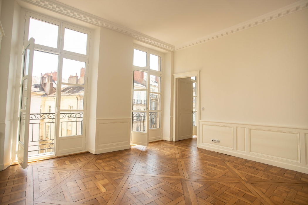 Appartement T5 ancien rénové avec garage
