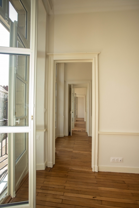 Appartement T5 ancien rénové avec garage
