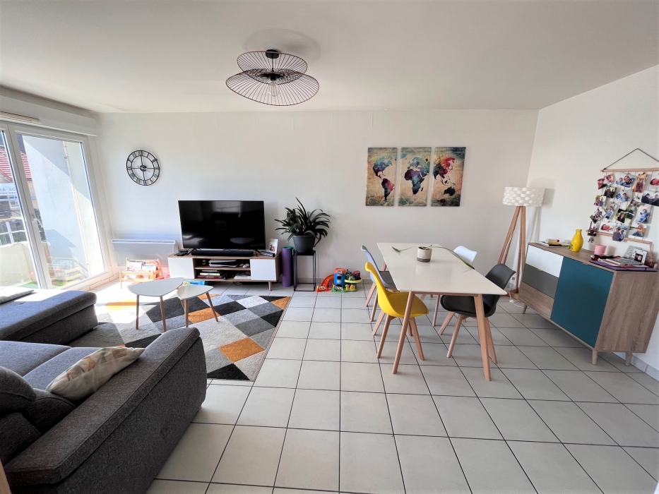 Rond point de Vannes, Appartement T4 récent…