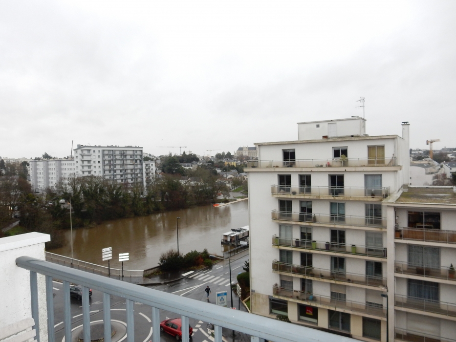 TORTIERE DERNIER ETAGE