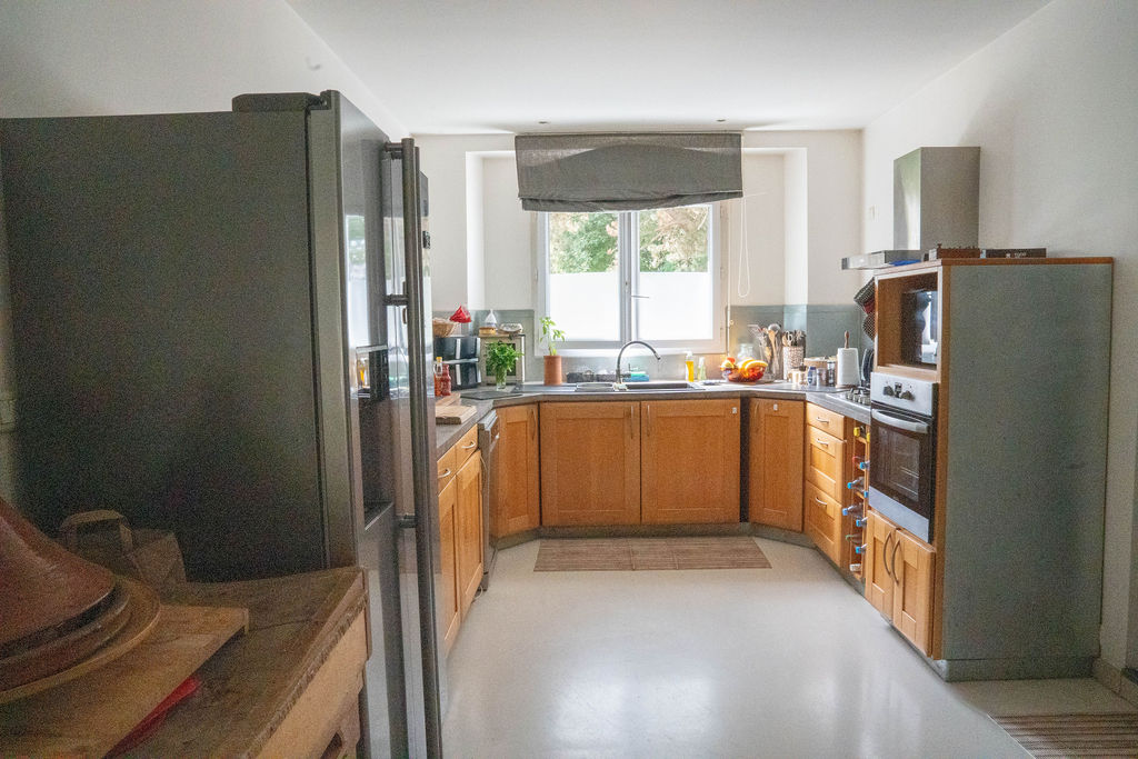 Maison familiale dans une avenue privée à deux pas du parc de Procé