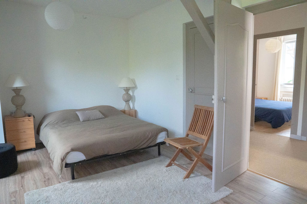 Maison familiale dans une avenue privée à deux pas du parc de Procé