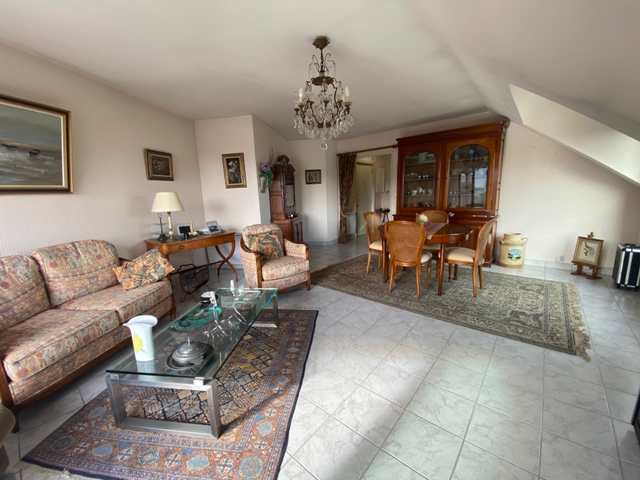 T4 avec balcon, box et cave à Procé – Toutes Joies