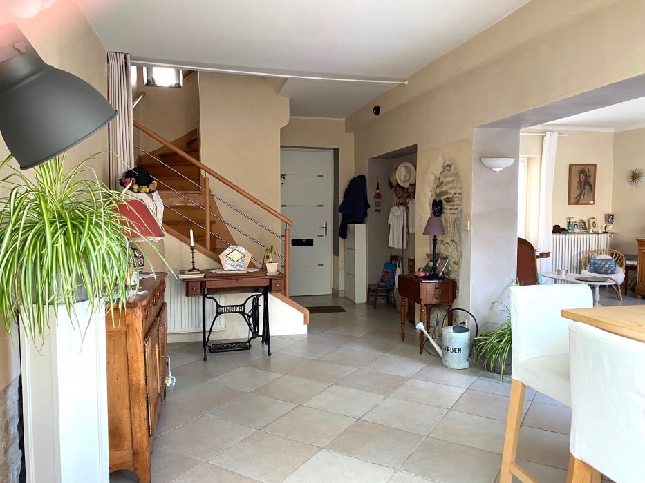 CANCLAUX, maison au calme avec jardin bien exposé …