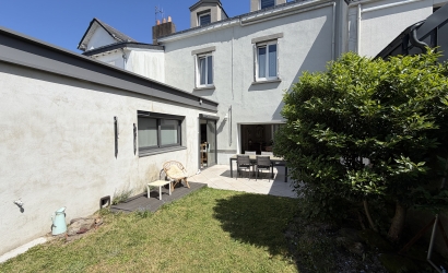CANCLAUX, maison au calme avec jardin bien exposé …