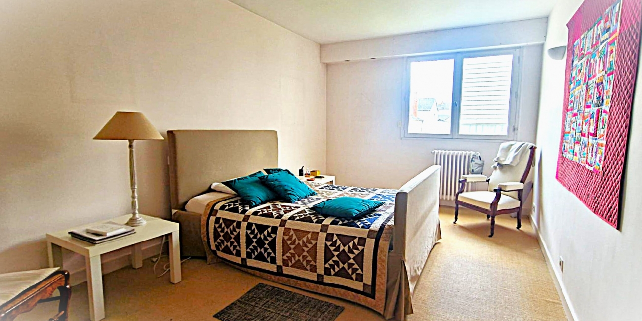 T3 RUE CLEMENCEAU 98 M2