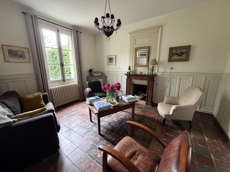 CANCLAUX, Maison ancienne et jardin sud ouest…