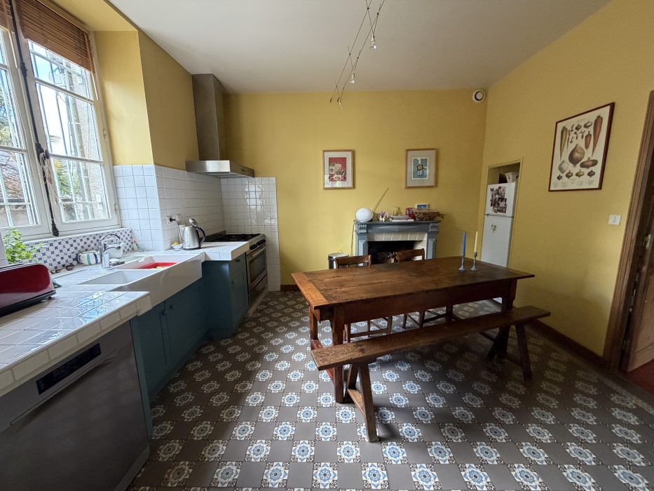 CANCLAUX, Maison ancienne et jardin sud ouest…