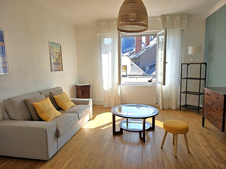 NANTES CENTRE-VILLE — APPARTEMENT 2 PIÈCES, PRÊT À VIVRE